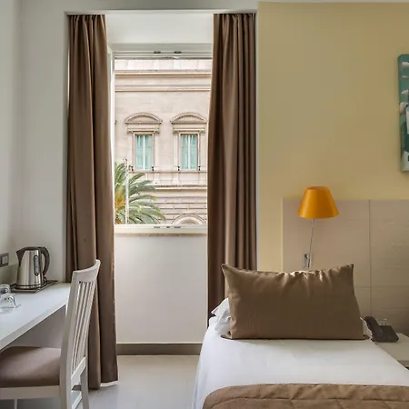 Hotell Trevi Palace 3*